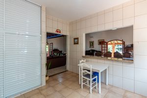 Image 18 - 923534