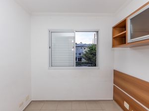 Image 19 - 923537