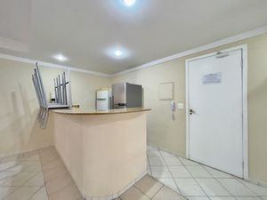 Image 44 - 923540