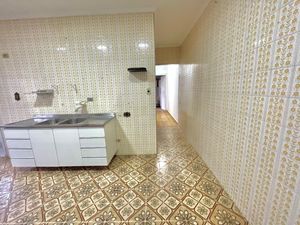 Image 6 - 923541