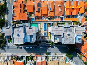 Image 41 - 923542