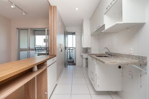 Image 5 - 923542