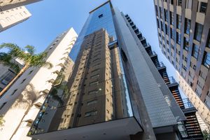 Image 52 - 923543