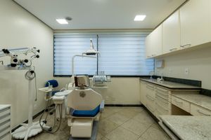 Image 35 - 923543