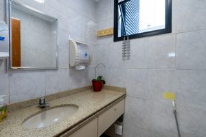 Image 39 - 923543