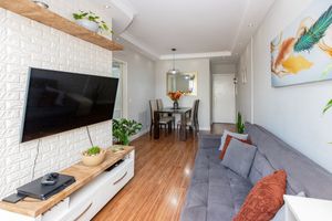 Image 3 - 923554