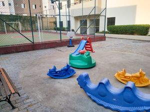 Image 19 - 923563