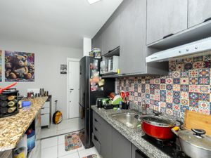 Image 11 - 923564