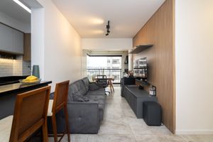 Image 6 - 923568