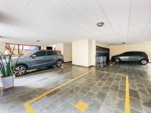 Image 7 - 923571