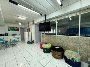 Image 4 - 923573