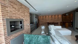 Image 28 - 923575