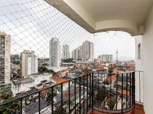 Image 1 - 923577