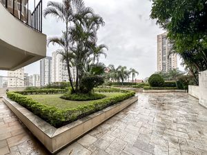 Image 38 - 923577