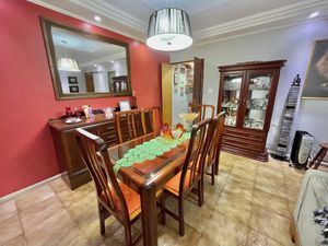 Image 3 - 923579