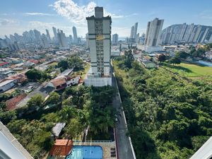 Image 6 - 923581