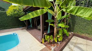 Image 7 - 923583
