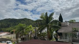 Image 11 - 923583