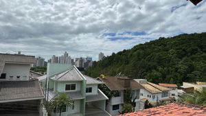 Image 10 - 923583