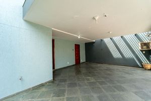 Image 1 - 923584