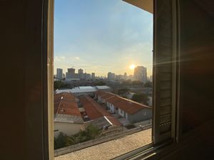 Image 19 - 923602