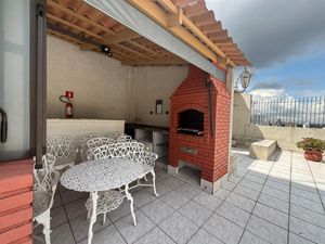 Image 21 - 923603