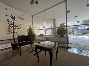 Image 19 - 923603