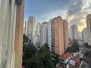 Image 11 - 923605