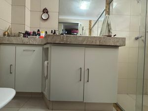 Image 14 - 923605