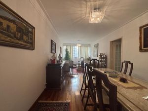 Image 1 - 923605
