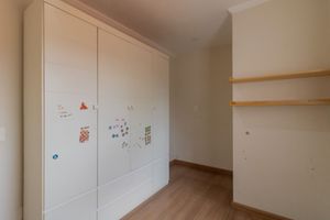 Image 16 - 923606