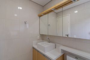 Image 4 - 923606