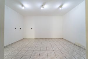 Image 38 - 923608