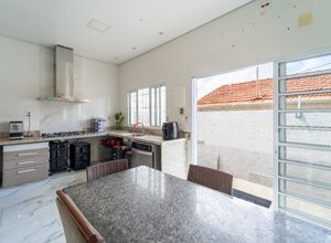 Image 4 - 923609