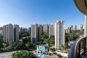 Image 18 - 923610
