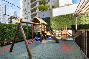Image 60 - 923612