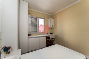 Image 32 - 923613