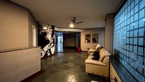 Image 54 - 923615