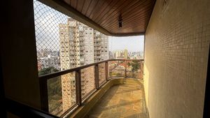 Image 28 - 923615