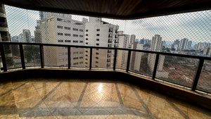 Image 7 - 923615