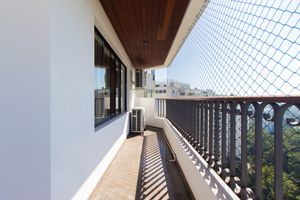 Image 54 - 923617