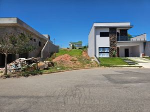 Image 4 - 923622