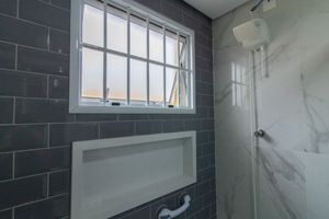 Image 34 - 923624