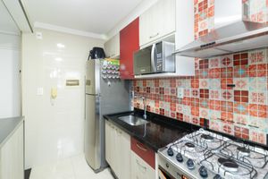 Image 1 - 923628