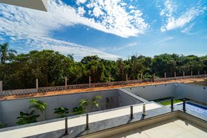 Image 13 - 923629