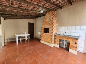 Image 3 - 923638