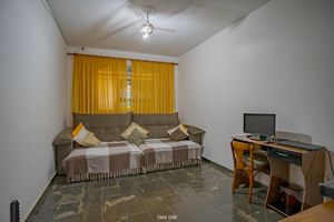 Image 32 - 923640