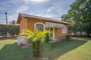 Image 16 - 923640