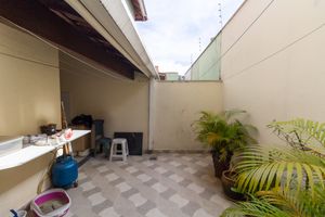 Image 15 - 923641