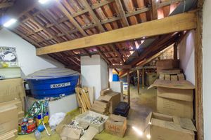 Image 33 - 923641